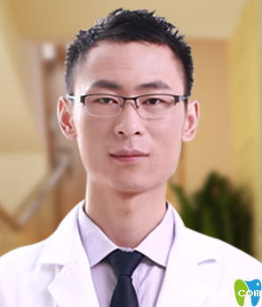 深圳格伦菲尔口腔门诊部王亚东