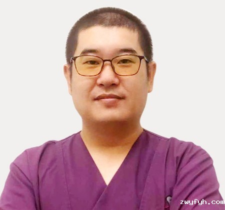 三亚微笑口腔门诊部张波